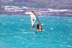 Ezzy Sails Hydra 8.1