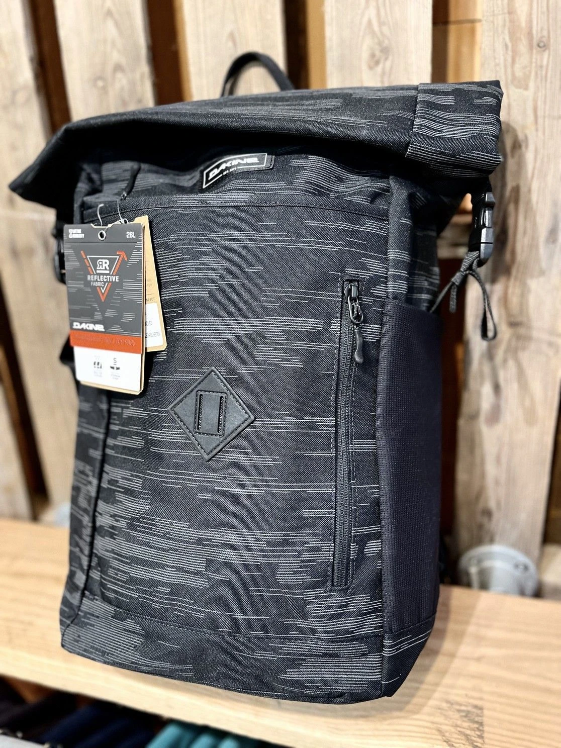 Dakine Mission Surf RollTop 28L 4 Dakine Mission Surf RollTop 28L - Afbeelding 2