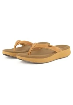 Reef Cushion Cloud Natural